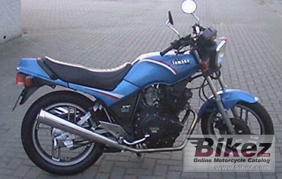 1984 Yamaha XS 400 DOHC photo